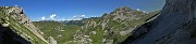 29 E siamo al Passo di Gabbia (2050 m) con vista in Corna Piana e sul Mandrone